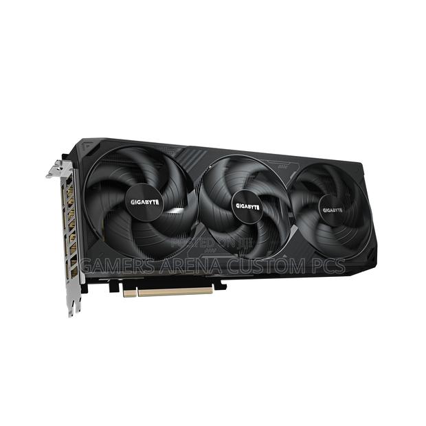 Gigabyte Geforce RTX 5080 16gb Gddr7 Windforce Oc SFF Graphics Card - thumbnail 3