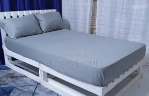 Fitted Cotton Bedsheet With 2 Cases