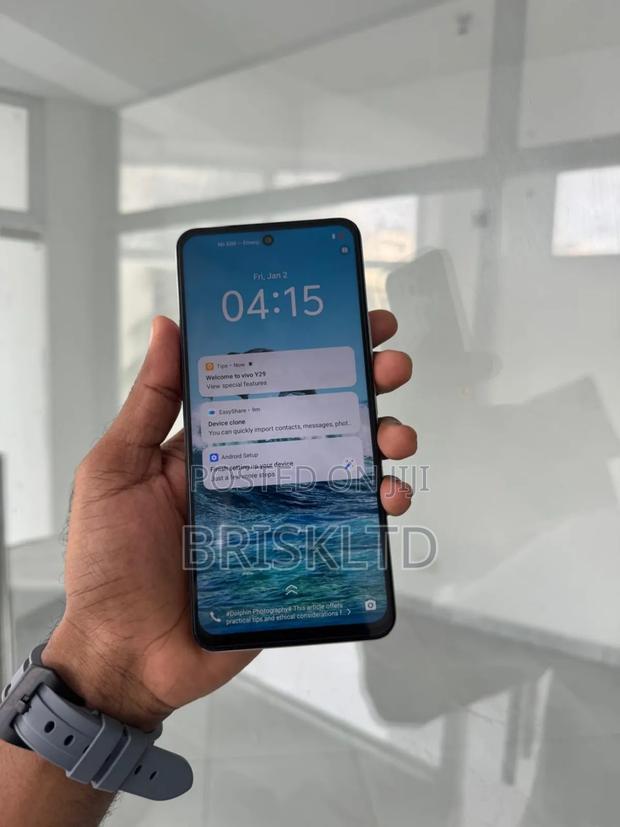 New Vivo Y29 256 GB White - thumbnail 2