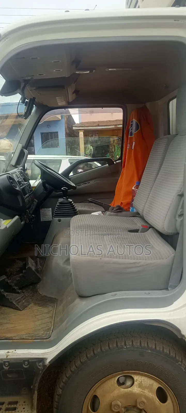 Hino Dutro Fridge 2019 White