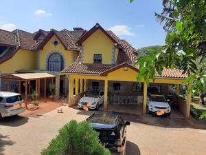 6bdrm Villa in Hardy for sale - main view