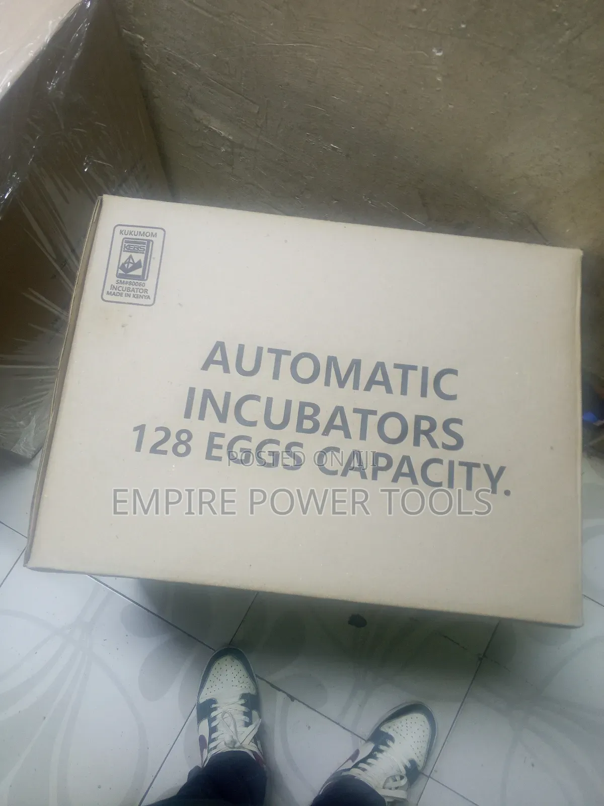 128 Eggs Incubator