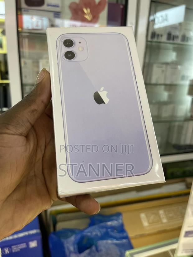 New Apple iPhone 11 128 GB - main view