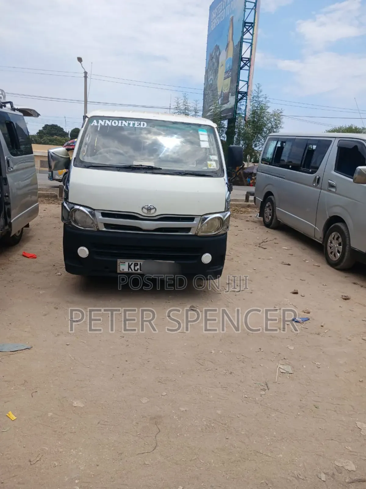 Toyota HiAce 2012 White