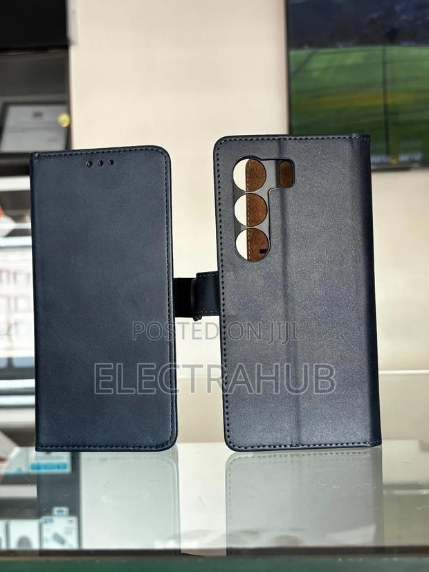 Tecno Camon 40 Flip Case Brand New Sealed