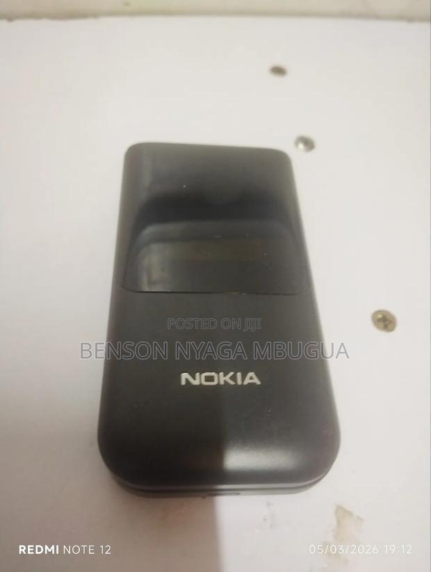 New Nokia 2720 fold Black - thumbnail 3
