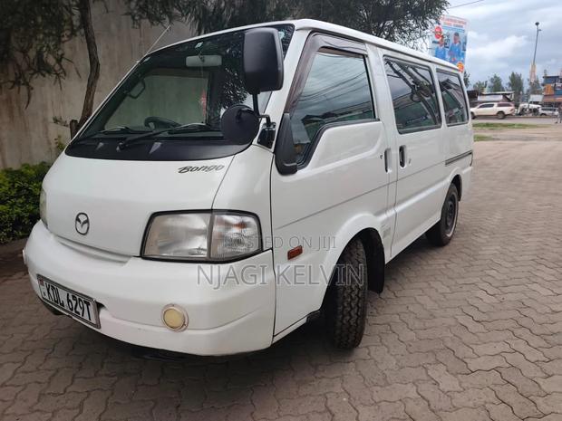 Mazda Bongo 2015 White - thumbnail 2