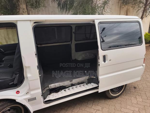 Mazda Bongo 2015 White - thumbnail 7