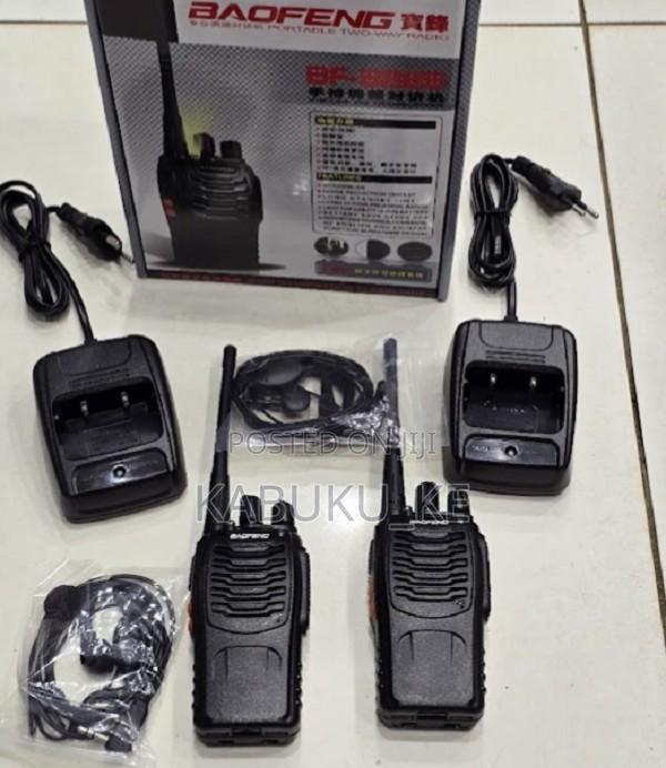 Baofeng Bf-888s Walkie Talkie Radio With Earpiece (2pcs)