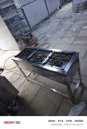 Cooker, Three Burners. High Pressure Stainless Steel Gas Cooker