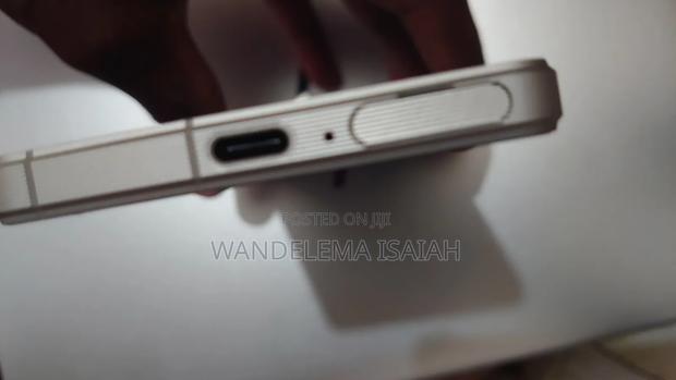 Sony Xperia 1 V 256 GB Silver - thumbnail 5