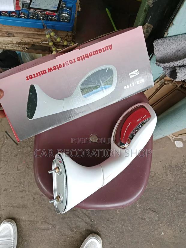 Quality White Front Side Fender Angle View Sport Mirror - main view