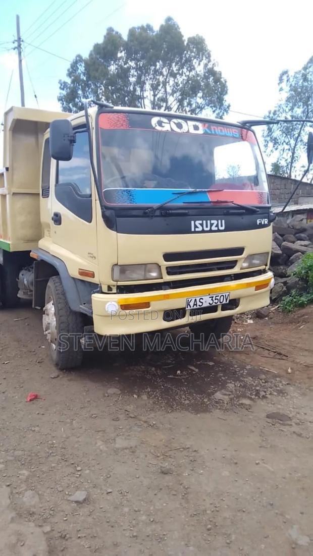 Isuzu FVR Tipper - main view