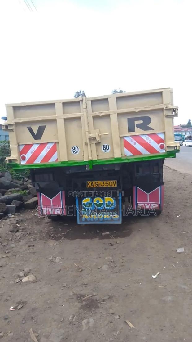 Isuzu FVR Tipper - thumbnail 5