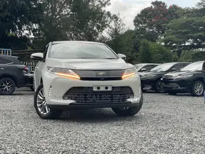 Toyota Harrier 2.0 Turbo 2019 White