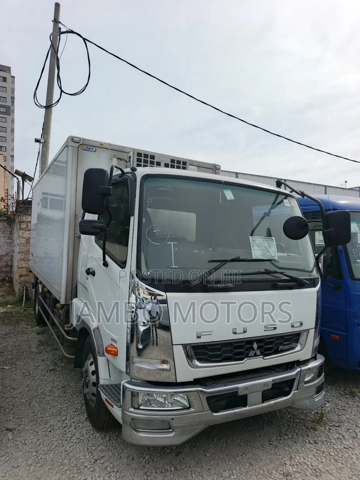 Mitsubishi Fighter 2020 White