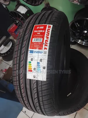 205/65 R15 Sunfull Sf688
