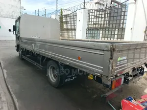Isuzu Elf. 2020 Model