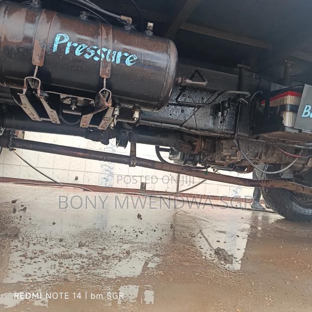 Isuzu FVZ Old Model - thumbnail 9