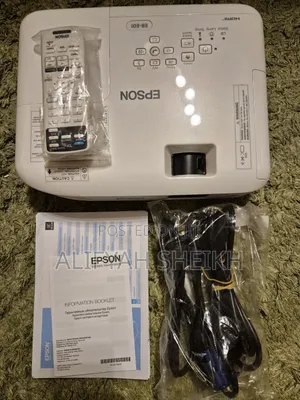 Epson Eb-E01 Projector 3300 Lumens Hdmi – Very Clean With Remote