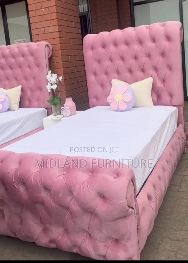 Button Bed For Girls / Pink Children Bed