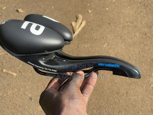 Aeroelastic Saddle - main view