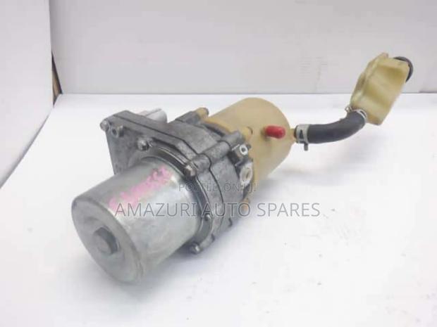 Mazda Premacy Power Steering Pump - thumbnail 3