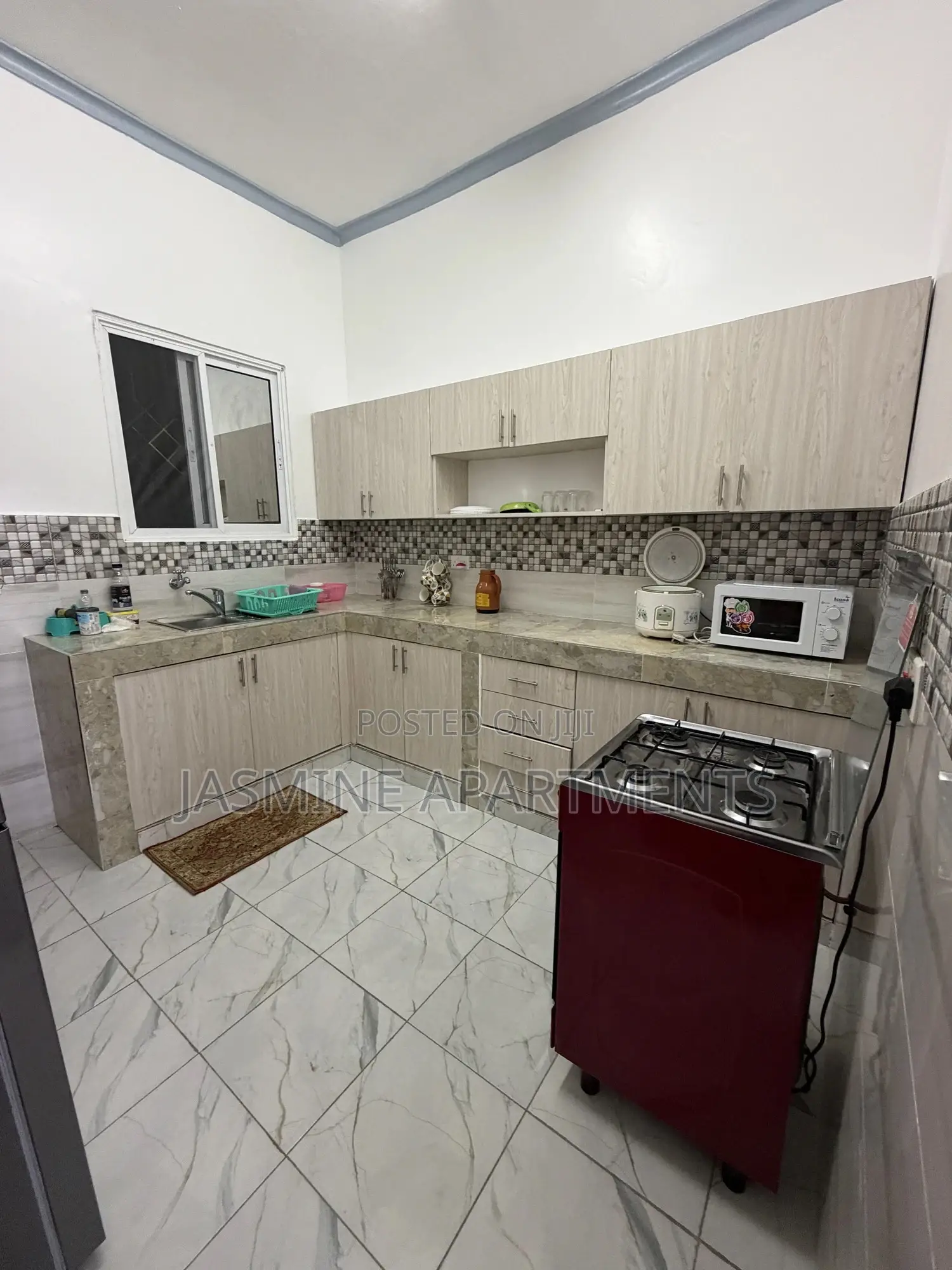 Luxury 2br Apartment | Ac, Wi-Fi, Hot Showers