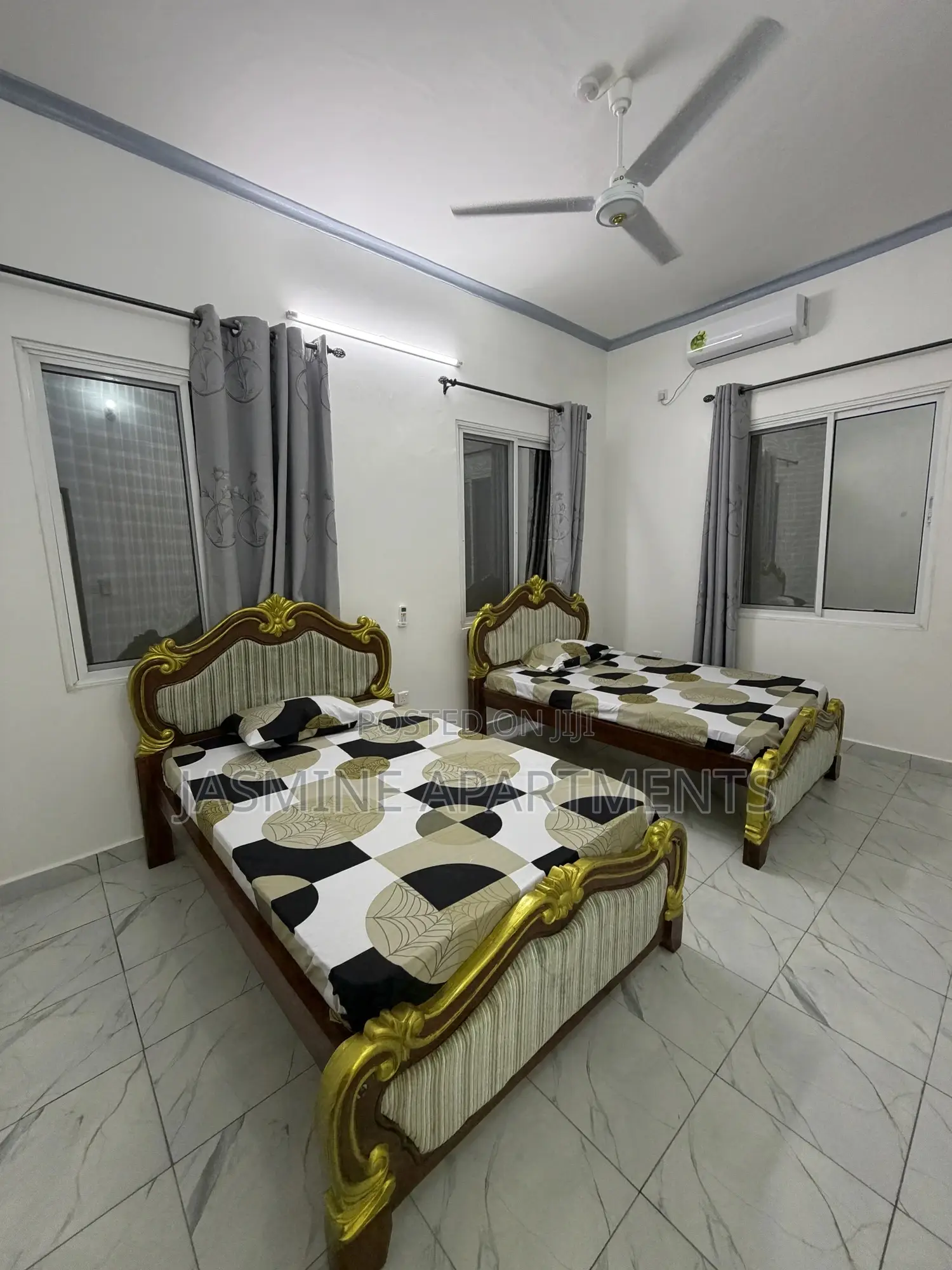 Luxury 2br Apartment | Ac, Wi-Fi, Hot Showers