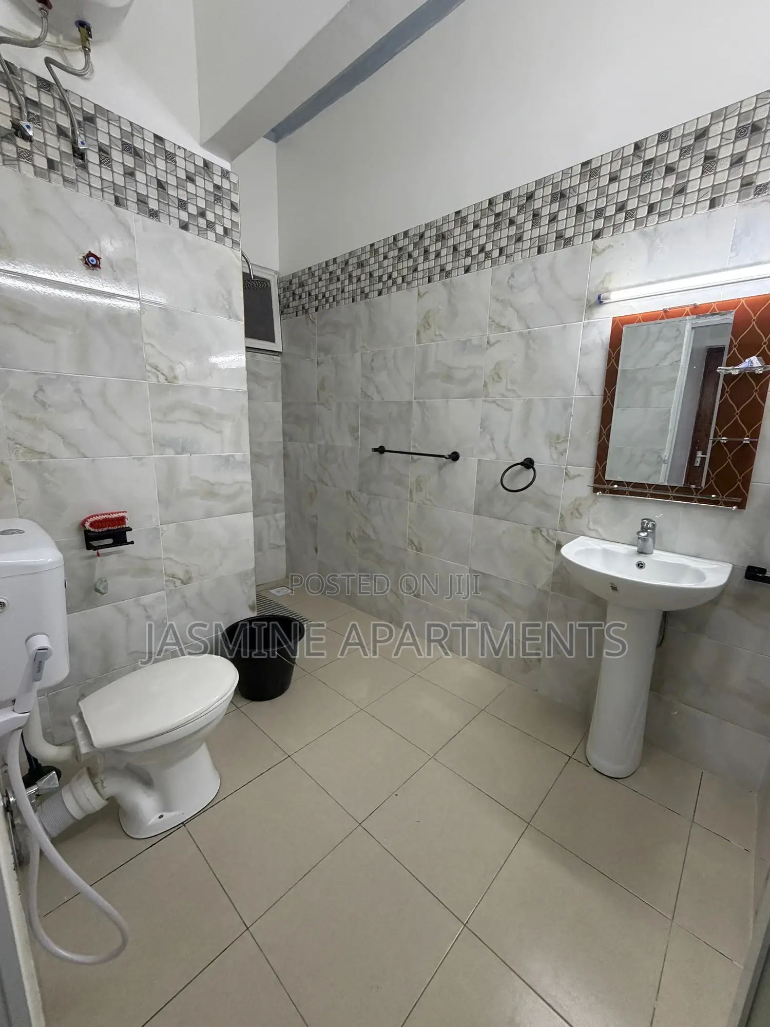 Luxury 2br Apartment | Ac, Wi-Fi, Hot Showers