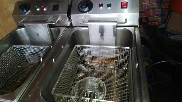 Caterpillar Fyrer and Display for Sale - main view