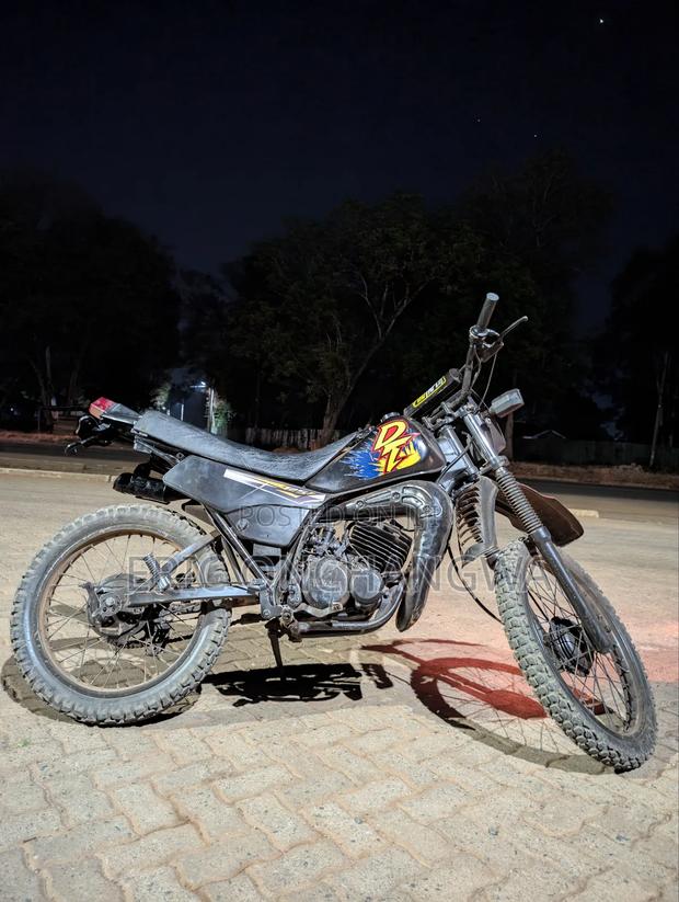 Yamaha DT125 2005 Black - thumbnail 3