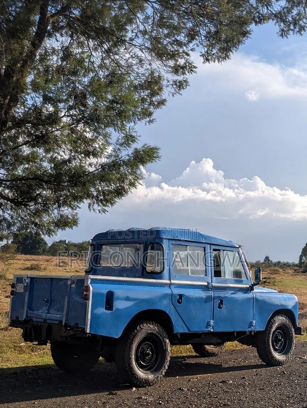 Landrover 109 Double Cab - thumbnail 6