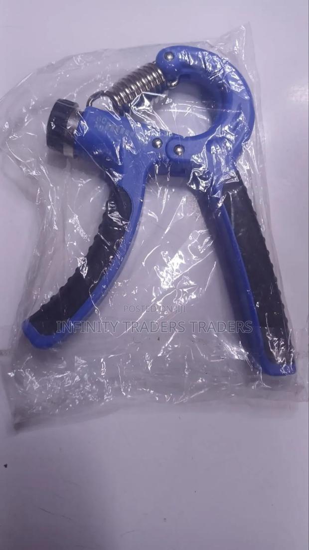Hand Grip/ Adjustable Hand Grip