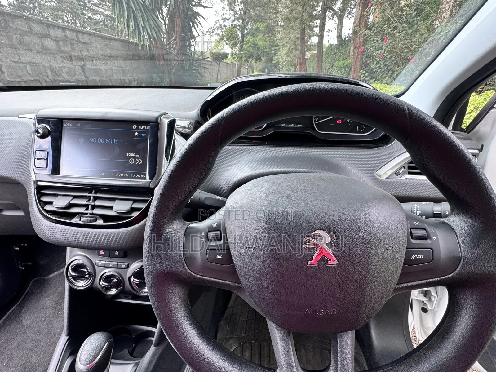Peugeot 208 2018 White