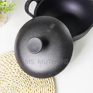 30 Cm (5l) Pre-Seasoned Cast Iron Pot With a Lid