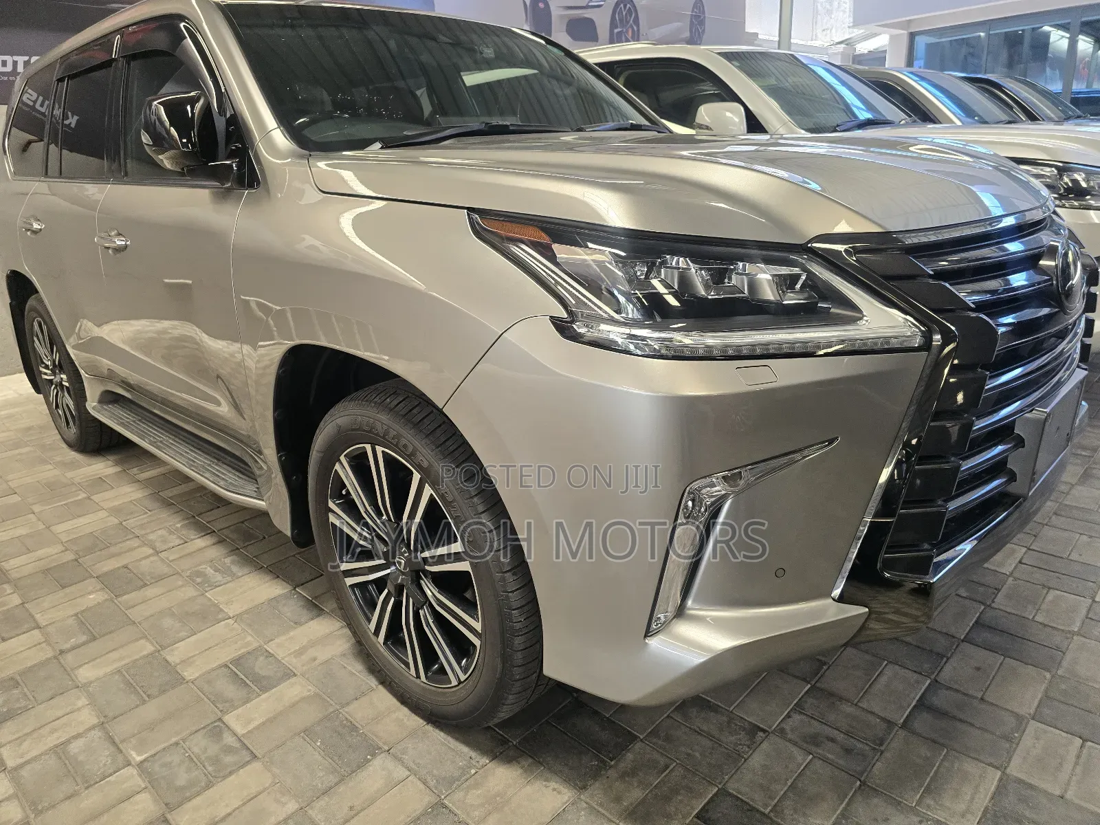 Lexus LX 2019 Gold