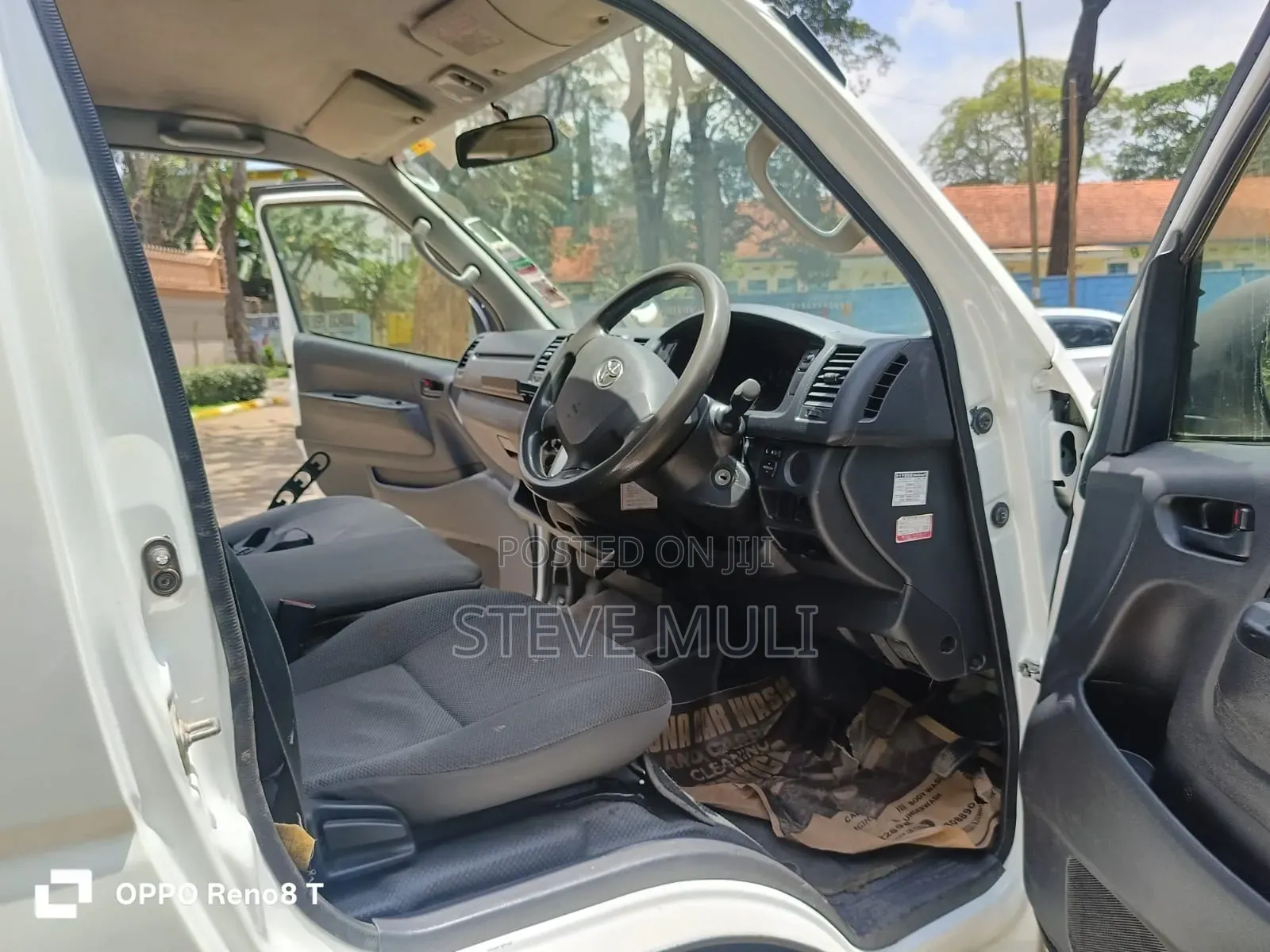 Toyota HiAce 2016 White