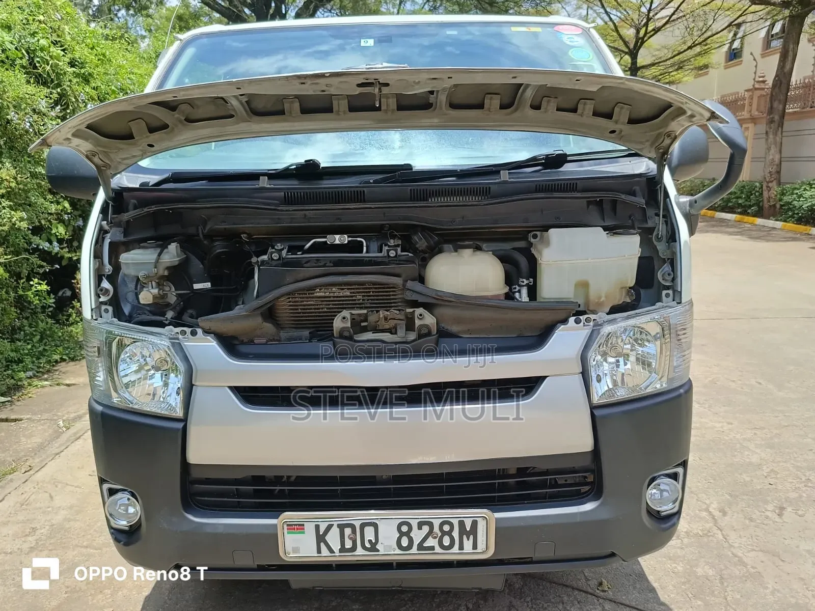 Toyota HiAce 2016 White
