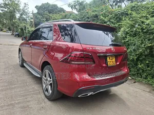 Mercedes-Benz GLE-Class GLE 350d 4MATIC 2016 Red