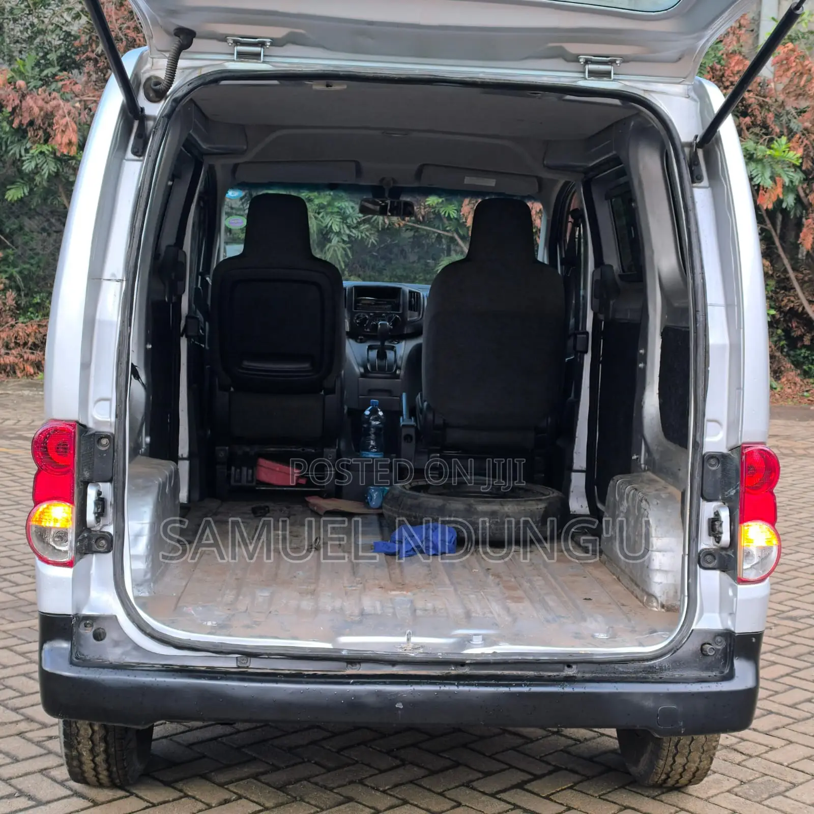 Nissan NV200 2014 Gray