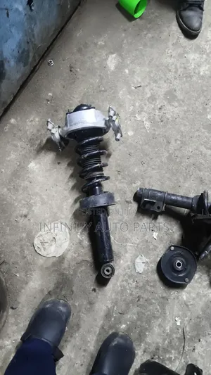 Vw Touareg 7p Complete Shock Available