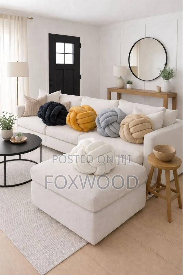 Modern Homes Decorative Knot Ball Pillow.
