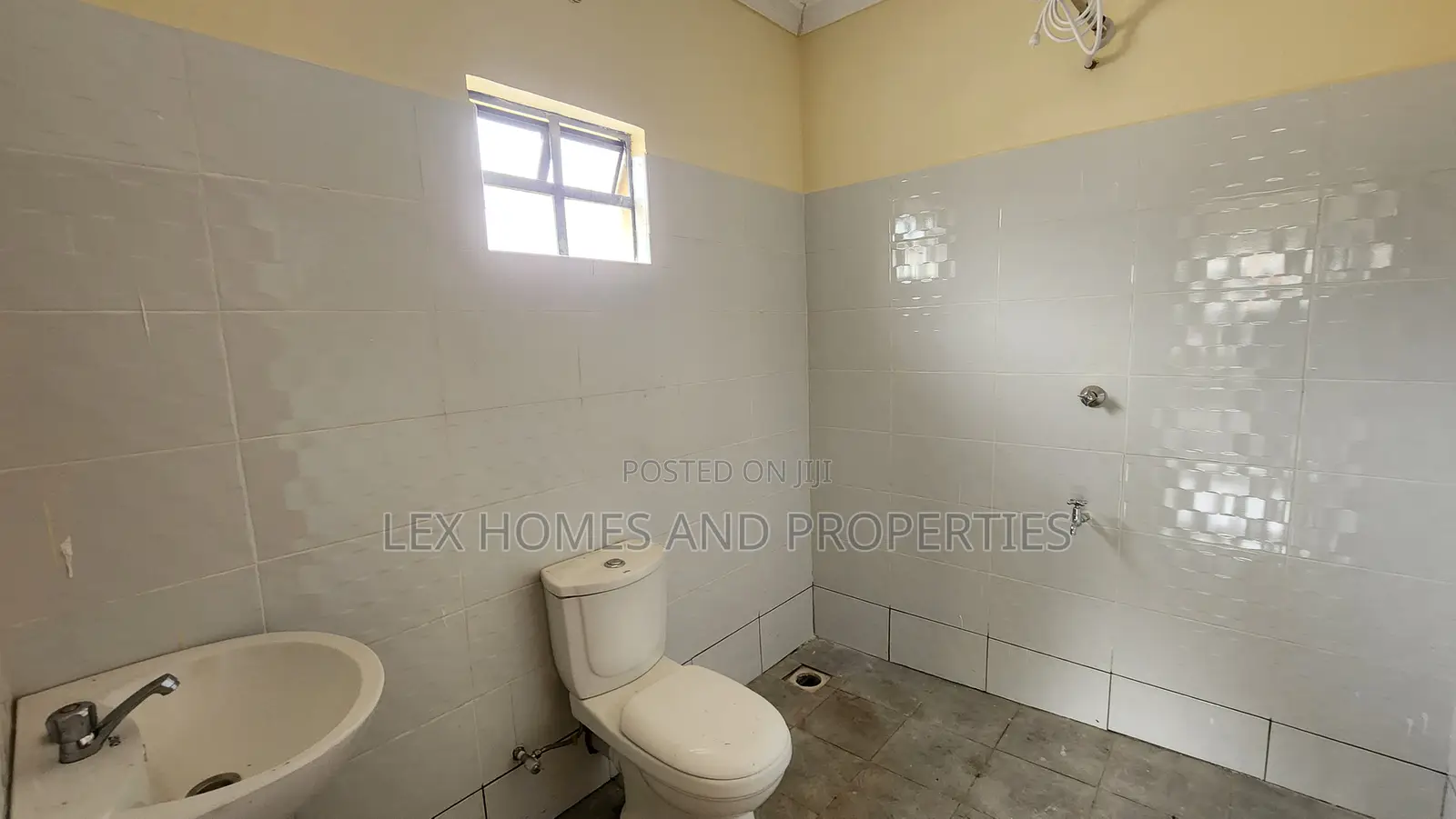 3bdrm Bungalow in Nkoroi for sale