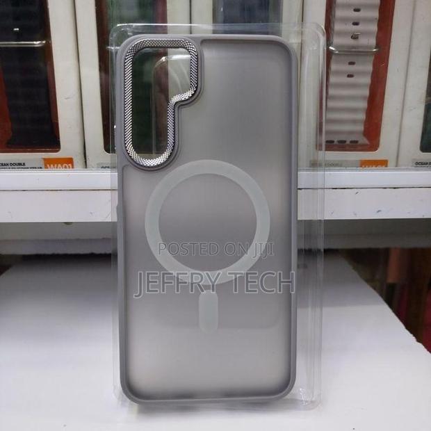 Grey Premium Magnetic Case With for Samsung Galaxy S25+ S25 Plus) - main view