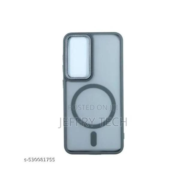 Grey Magnetic Case With Tactile Magsafe for Samsung Galaxy S24 Fe - thumbnail 3