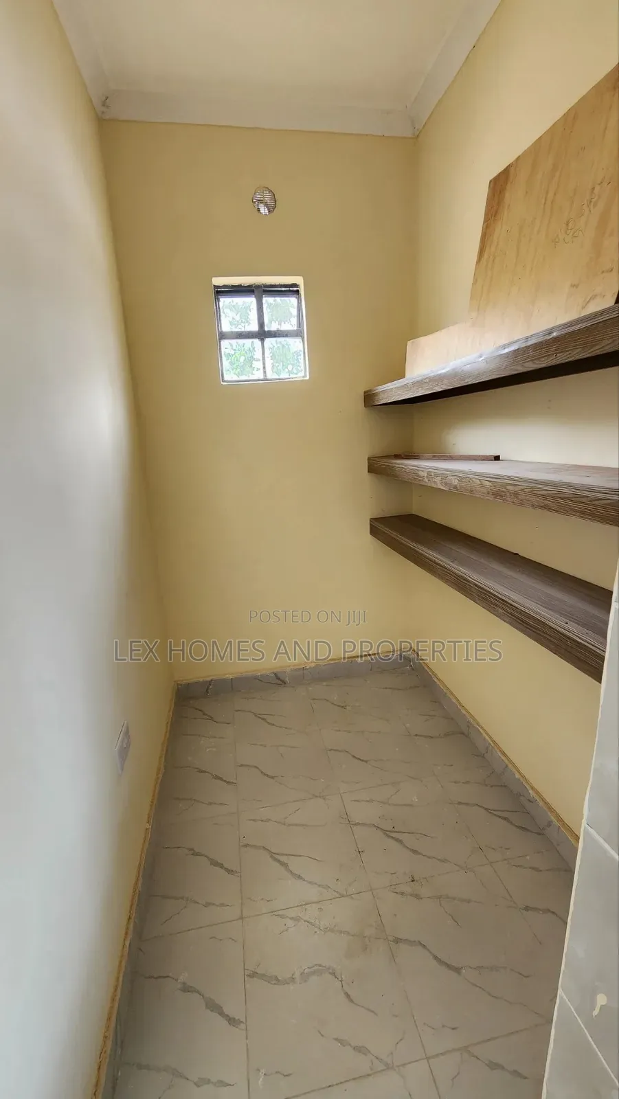 3bdrm Bungalow in Nkoroi for sale