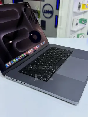 Laptop Apple MacBook Pro 2023 M2 Max 16-inch 32GB Apple M2 SSD 1T