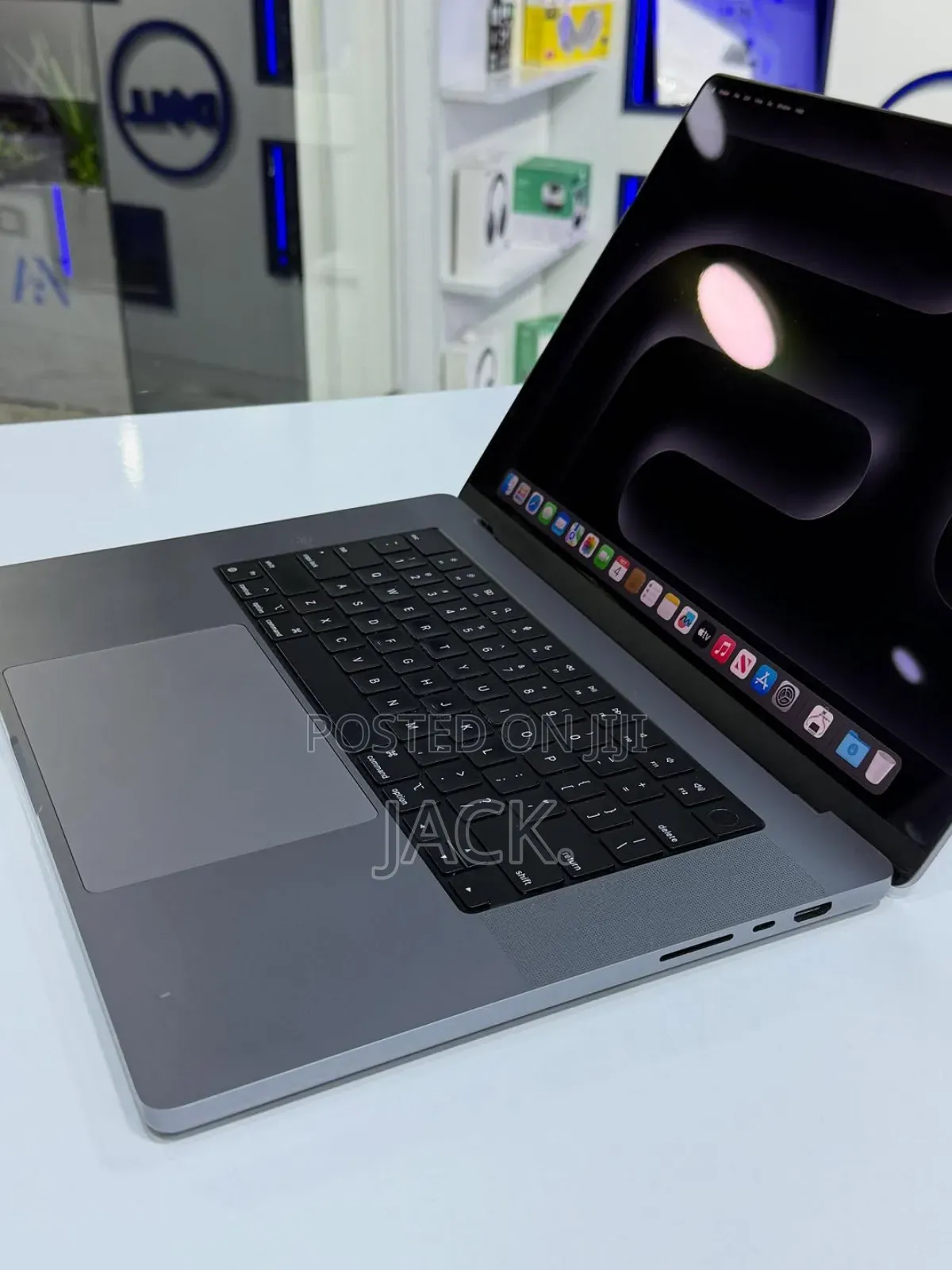 Laptop Apple MacBook Pro 2023 M2 Max 16-inch 32GB Apple M2 SSD 1T