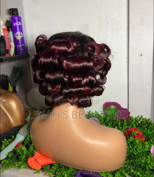 18" Closure Wig - thumbnail 2